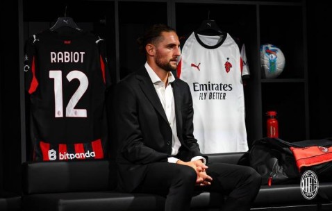 拉比奥特：希望赛季打进至少10球 我能为米兰带来领导力和个性