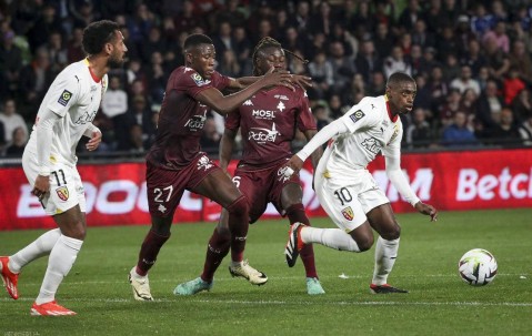 2-0大冷门，10人法甲倒数第一爆发，掀翻法甲第二，迎赛季首胜