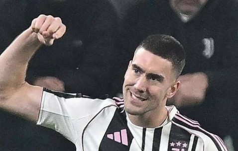 欧冠悲情夜，意甲遮羞布又被撕碎，那不勒斯闷平尤文难求一胜