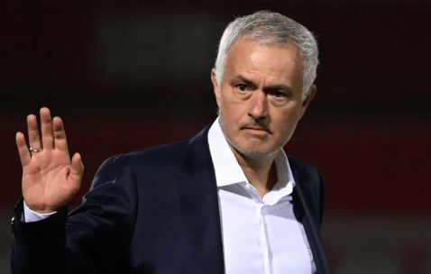 本菲卡vs纽卡斯尔前，穆帅挖潜；穆帅希望一月份引进2名进攻球员