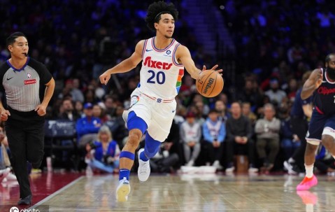 76人官方：魔仙哥遭遇右手拇指前交叉韧带撕裂