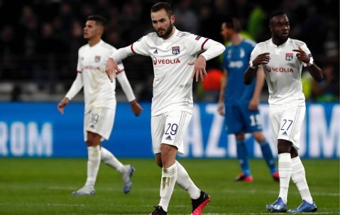 法甲保级生死斗！昂热VS洛里昂：谁能摆脱降级泥潭？