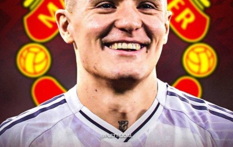 8500万新援今日官宣！德天空：塞斯科交易完成，与曼联签至2030年