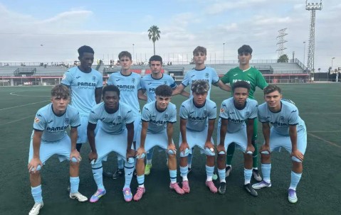 儿子在西甲梯队进球，父亲直播赚房租！为培养个国脚，这一家拼了