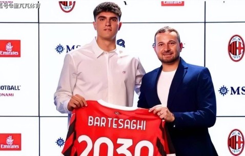 一日意甲动向：巴萨挖角米兰新人引不满，国米9号正式回归训练