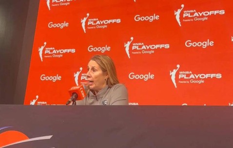 山猫主帅因批评裁判被罚1.5万 WNBA史上最重个人罚款