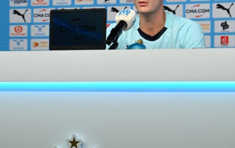 意甲传球之王：德布劳内领衔TOP10，恰尔汗奥卢、莫德里奇紧随其后