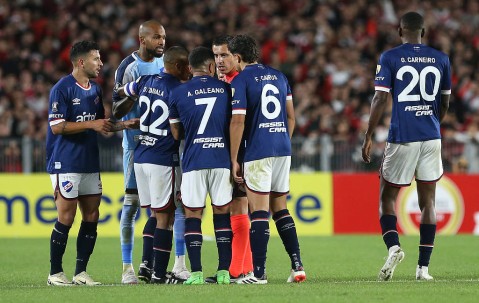 周日法甲焦点战：南特主场难挡里尔强势，0-2或成最终定局