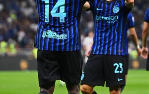 国米欧冠收入超5500万！迪乌夫工资高苏契奇