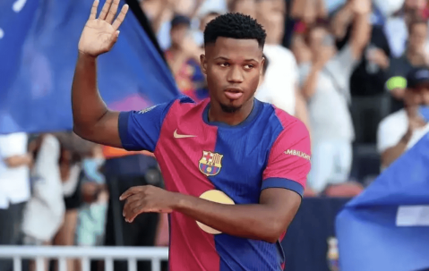 法蒂闪耀法甲！米兰体育播报摩纳哥高层回应买断传闻：让他继续享受足球