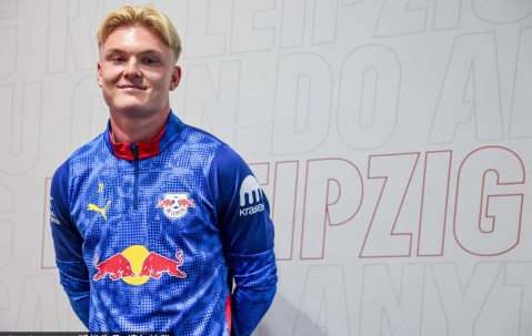 卖便宜了！尤文今夏1000万欧出售姆班古拉，如今德甲3场1球3助攻