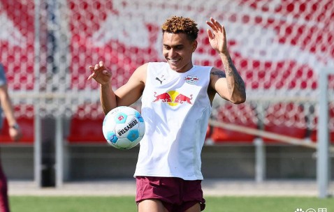 意甲最新动态：自行车老人或将重返AC米兰，国米备选方案备受关注