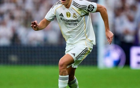 皇马超值转会：5000万买到顶级后卫，3次锁死亚马尔！