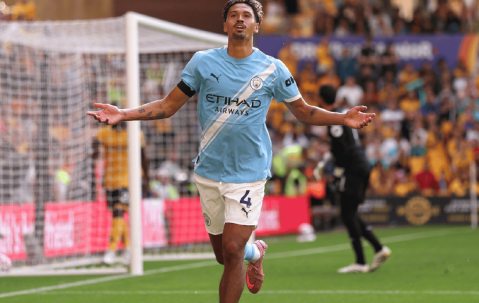 豪门狂欢夜！曼城4-0大胜狼队，巴萨轻取大礼包，拜仁夺赛季首冠