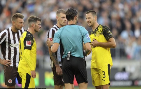 意甲焦点战分析：佛罗伦萨对阵罗马、那不勒斯迎战热那亚、乌迪内斯对决卡利亚里比分预测