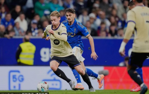 皇家马德里VS巴塞罗那：西甲巅峰对决，谁将笑到最后？