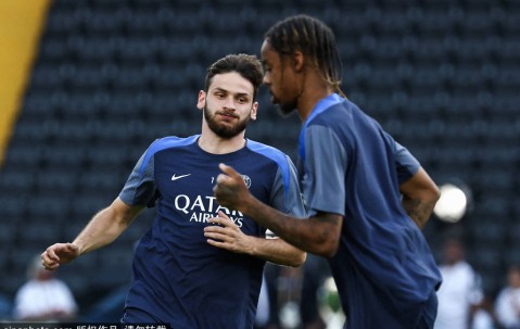 法甲第三轮：巴黎圣日耳曼与图卢兹的强强对话，里昂马赛德比引爆激情