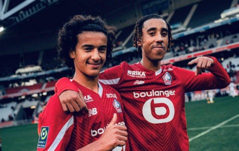 曝曼联欲签18岁法甲沃顿，为约罗前队友标价4000万！300万买瑞典小妖被否决