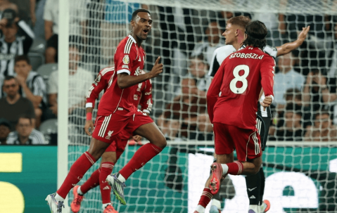 1.25亿新援梦游，埃基蒂克3连斩！利物浦3-2绝杀纽卡，造两大神迹