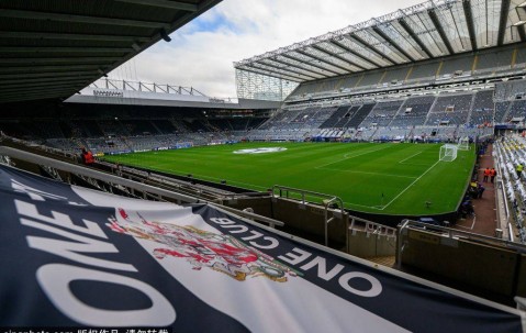 曼联与巴萨因拉什福德转会费陷入激烈拉锯战