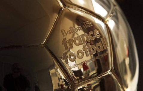 历代金球奖赢家：梅西摘8次C罗拿5次，普拉蒂尼等人获3次