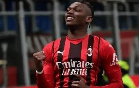 意甲：AC米兰VS佛罗伦萨！