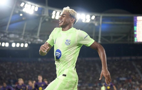 【西甲】拉什福德被换下之后，亚马尔和佩德里带领巴萨大逆转