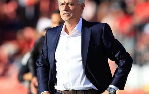 穆里尼奥领军本菲卡3-0胜出，稳步晋级葡联杯四强，三冠王伟业或成现实