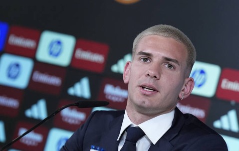 多纳鲁马加盟曼城：意大利门将年薪1600万欧，背后故事引人关注