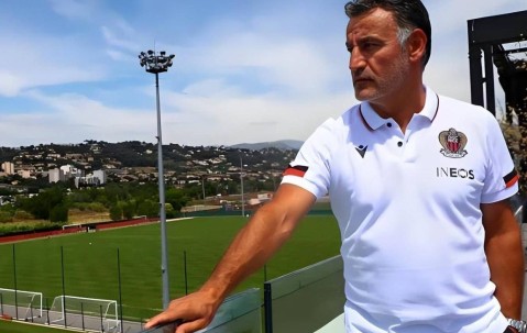 喜讯！54岁的法甲大牌少帅将正式官宣跟成都蓉城签新约，徐正源直接点头同意