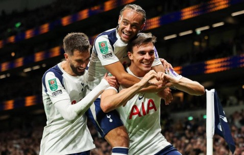 热刺4-0击败10人哥本哈根，30岁拜仁旧将传射破门