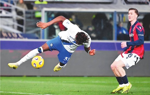 内马尔复出即助攻，巴黎轻取里昂：法甲焦点战全解析