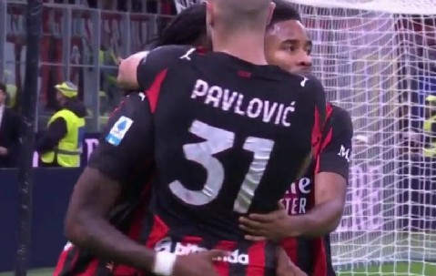 AC米兰1-0击败罗马，重返意甲前三：连胜9轮+差榜首1分，与五强争冠