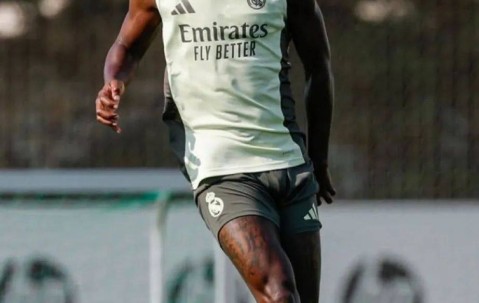 未来不明！皇马已暂停维尼修斯的续约谈判