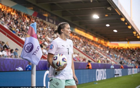 格雷厄姆·汉森回归，巴萨新赛季蓄势待发