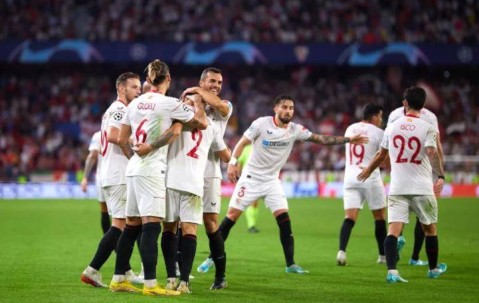 4-1，5-1！欧冠5冠王太强了，横扫欧联杯之王，西甲80亿对决，赢球=反超皇马登榜首