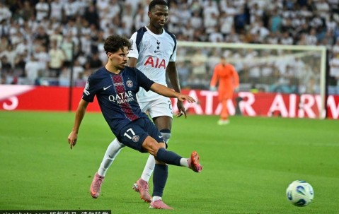 9.79秒！维蒂尼亚慢跑罚点踢飞 用时多于博尔特百米纪录