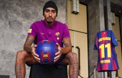 拉菲尼亚：从未梦想过成为巴萨队长，新赛季会努力超越上赛季表现