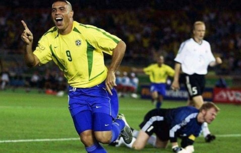 罗纳尔多最强3理由！8优势2弱点瑕不掩瑜