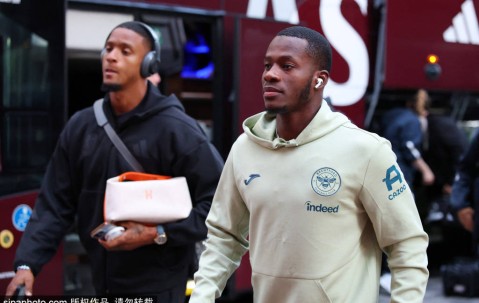 英格兰联赛杯第3轮：阿斯顿维拉点球大战2-4不敌布伦特福德</title>
        
    <title>英格兰联赛杯第3轮：阿斯顿维拉点球大战2-4不敌布伦特福德