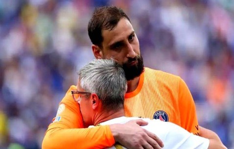 欧冠封神却遭清洗！大巴黎放弃多纳鲁马，真的是因为“不会传球”