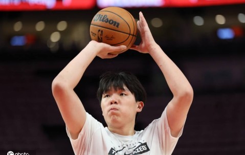 开拓者官方：又将杨瀚森下放 今日训练后召回