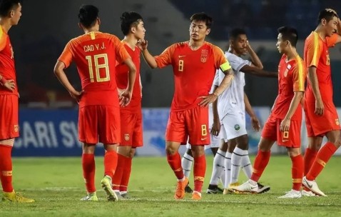 国足中场希望之星中超大放异彩，留洋传闻不断，邵佳一或助他加盟德甲