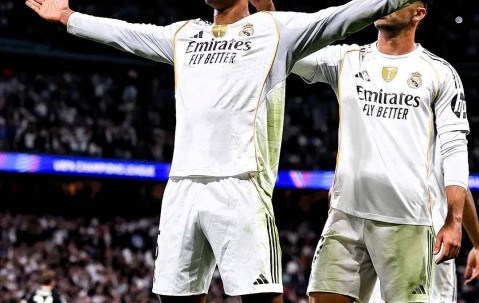 欧冠今夜再现上古神迹！百年纪录被破，专家表示不可能