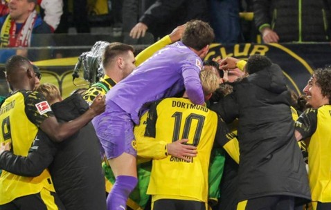 德甲最新积分战报：领头羊8连胜，多特绝杀，莱比锡制造惨案