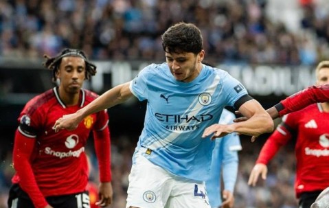 3500万欧元成亚洲球员身价天花板，曼城小将新晋亚洲一哥，三笘薰太可惜