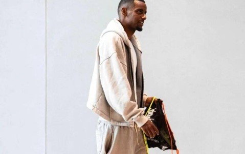 利物浦冲击6连胜，曼城8人回归，三大因素，曼联新门将只能首发