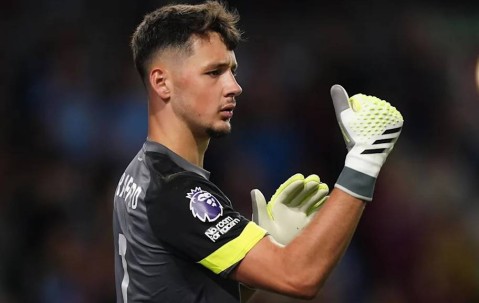 签下特拉福德后，曼城迅速启动调整策略，通知奥尔特加寻找新东家