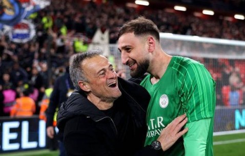 大巴黎操作之谜：曼城狮子面对高昂转会费，功勋门将或选择离队