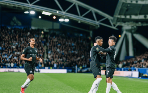 太子爷传射建功，萨维尼奥爆射破门，曼城2-0哈德斯菲尔德晋级16强